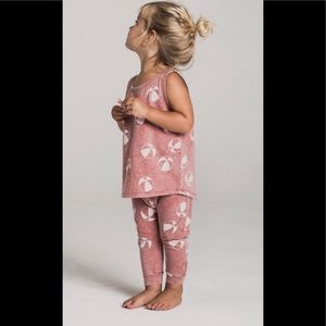 Diso Rylee + Cru “Beach ball” pattern set. 0-3